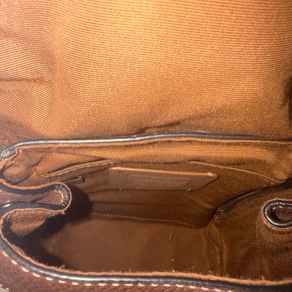 COACH HUDSON SMALL PACK CROSSBODY #A2343 (MSRP $328) & COACH BASEBALL CHARM - Picture 9 of 16